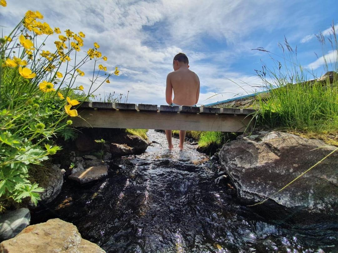 Hótel Laugarhóll with natural hot spring Holmavik Exterior foto